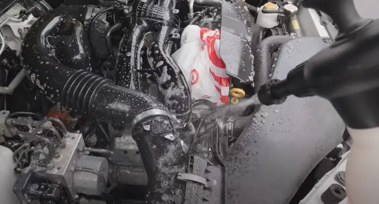 Use a Good Degreaser to Clean the Engine