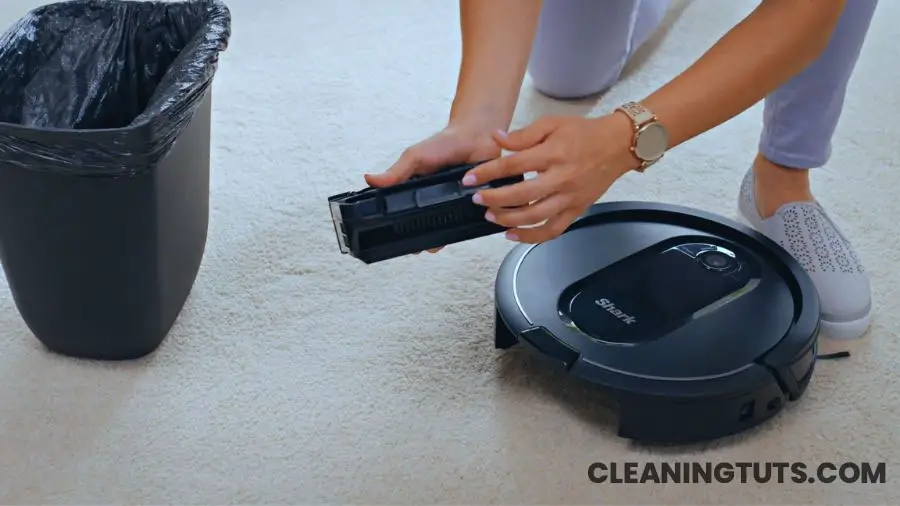 How-To-Clean-Shark-Robot-Vacuum